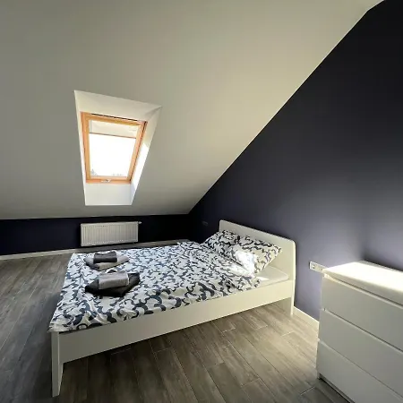 Apartament Arturowek Las *